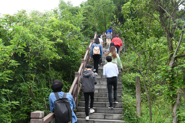 2_副本.jpg 2_副本.jpg